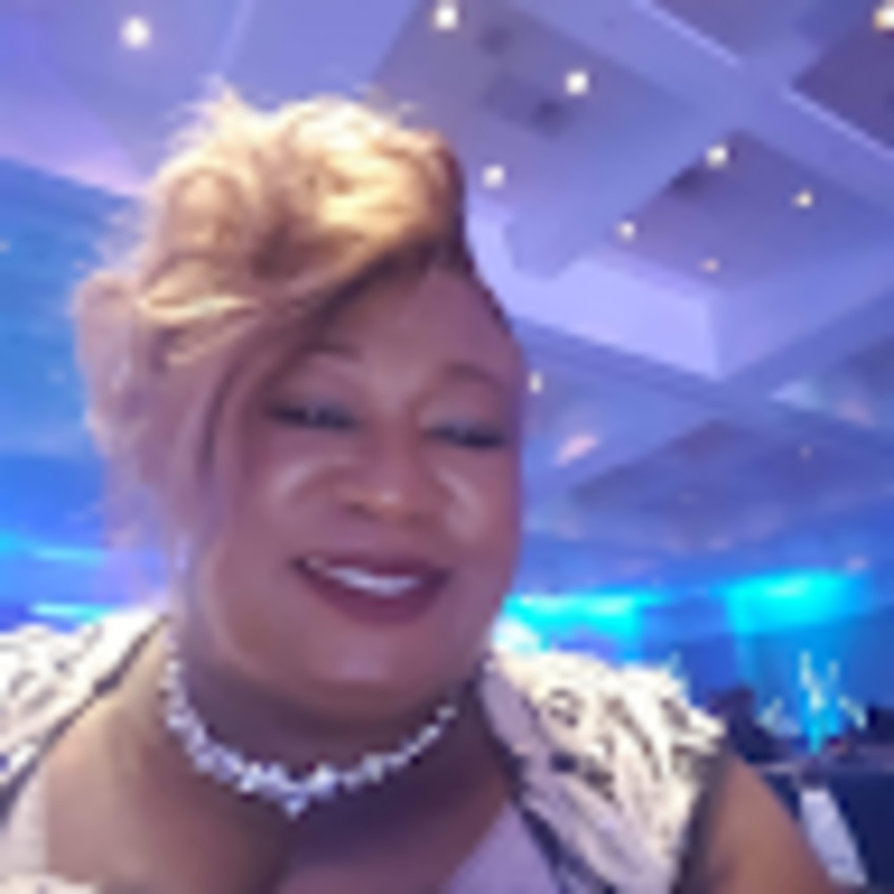 Meet your Posher, Mimose